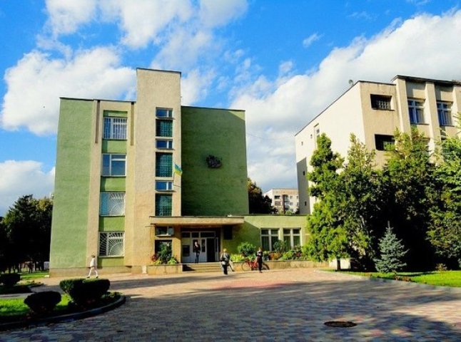 У Мукачівському державному університеті ледь не виникла пожежа в одному із кабінетів