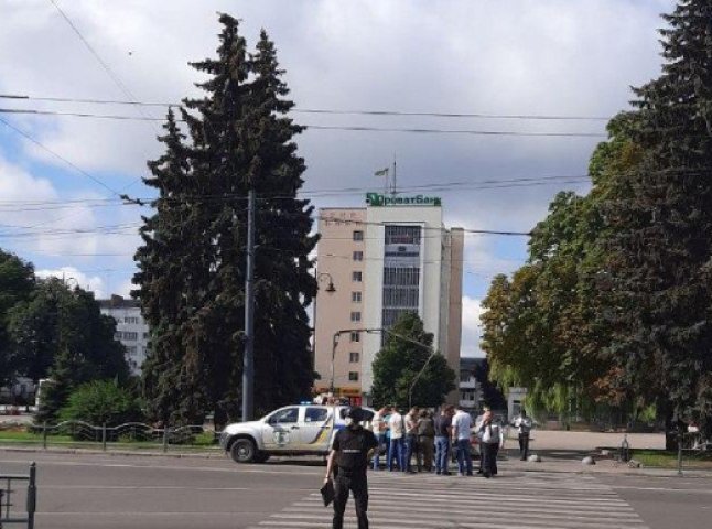 Чоловік взяв у заручники рейсовий автобус із пасажирами: в МВС назвали ім’я терориста