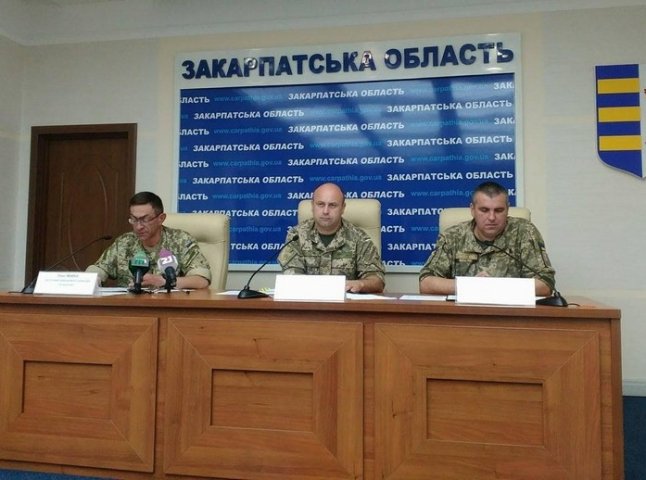 Закарпатських офіцерів у червні призиватимуть на військову службу