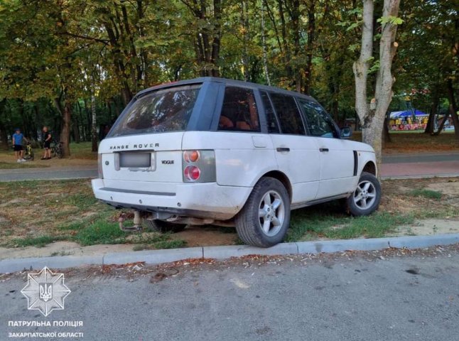 Дуже п’яний водій скоїв ДТП на очах у патрульних