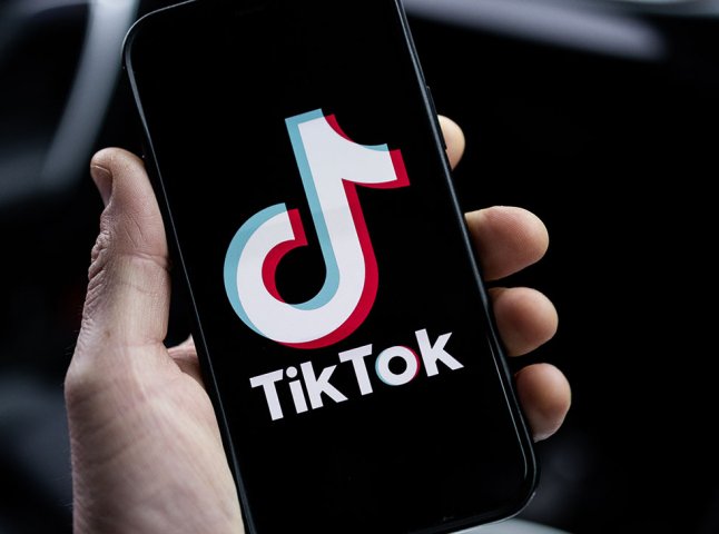Федоров відповів, чи планують в Україні закрити чи обмежити TikTok