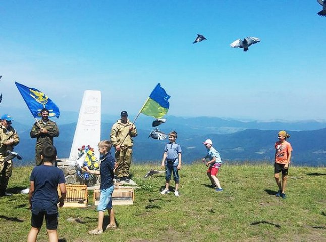 Як закарпатські десантники День ВДВ святкували