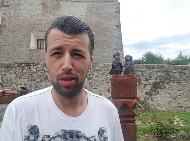 Екс-учасник "Битви екстрасенсів" завітав у Мукачево