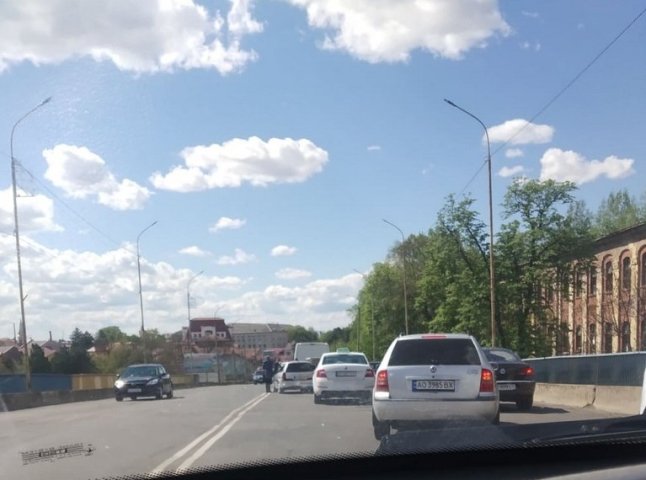 Масштабна аварія у Мукачеві: оприлюднено відео з місця ДТП