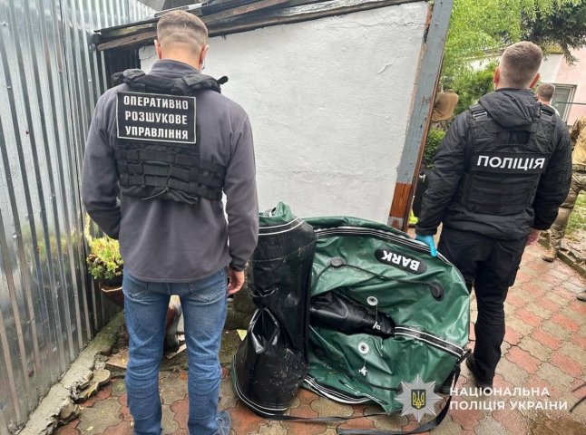 Поліція затримала підозрюваного у переправленні військовозобов’язаних через кордон Поліція затримала підозрюваного у переправленні військовозобов’язаних через кордон