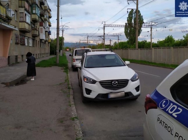 У Мукачеві розшукують очевидців ДТП, яка сталась поблизу залізничного вокзалу