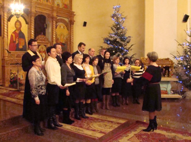 “Різдвяний концерт” в Мукачеві зібрав шість церковних хорів (ФОТОРЕПОРТАЖ)