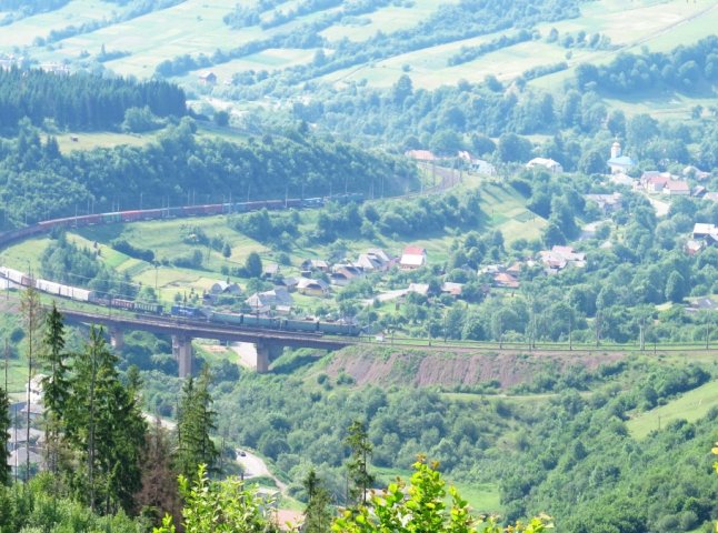 У Воловці перекрито залізничну колію