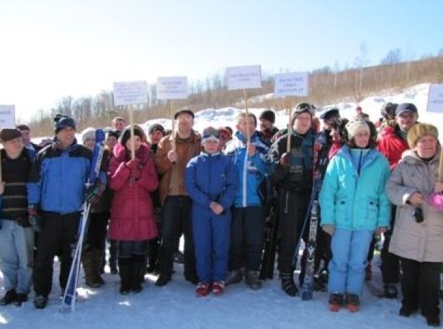 Мукачівська ЦРЛ здобула першість на змаганнях з гірськолижного спорту