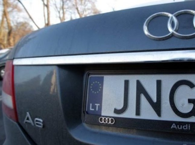 У Верховній Раді підготували законопроект про авто на єврономерах
