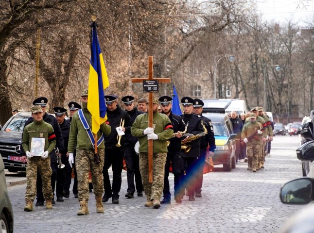 В Ужгороді поховали 29-річного воїна, який загинув у Донецькій області