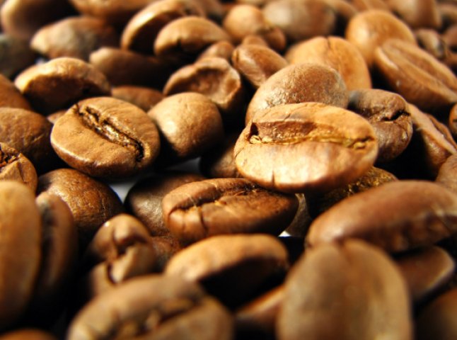 Українець намагався через кордон нелелально ввезти 307 кілограм кави