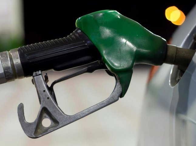 Пальне ще подорожчає: скільки гривень коштуватиме бензин і дизель до кінця серпня