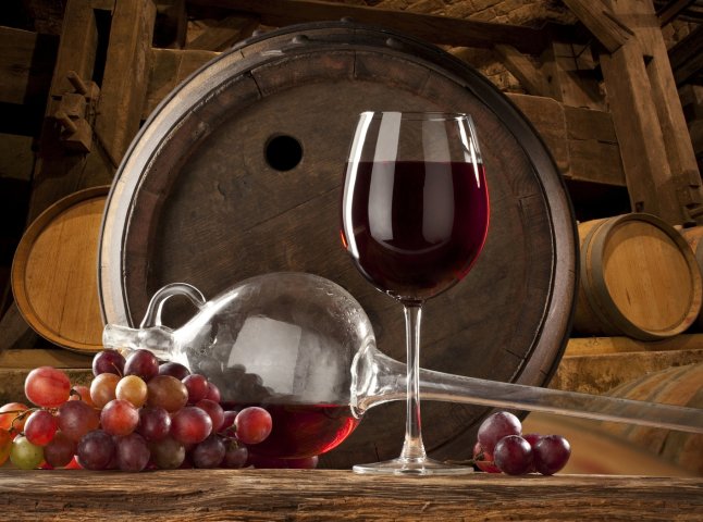 Мер Мукачева на День Святого Мартина окропить місто вином власного виробництва