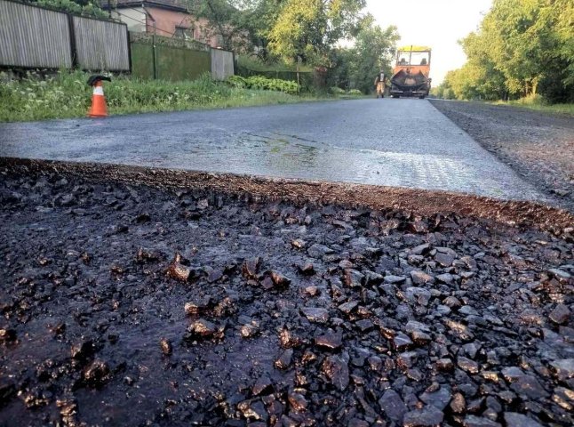 Завершується ремонт важливої в області дороги Завершується ремонт важливої в області дороги