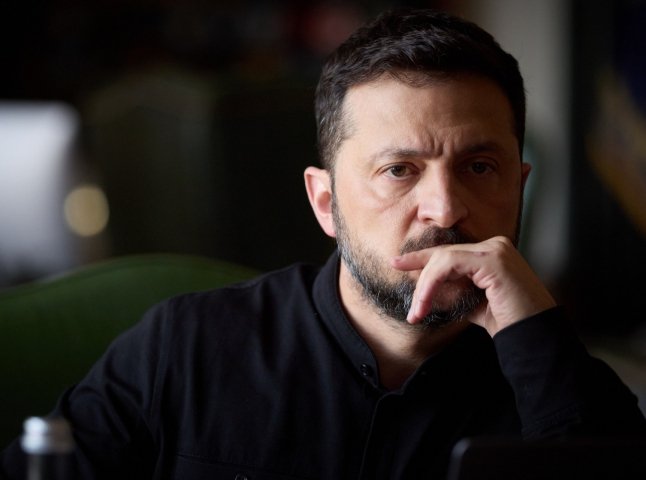 Президент Зеленський схвалив продовження воєнного стану і мобілізації Президент Зеленський схвалив продовження воєнного стану і мобілізації