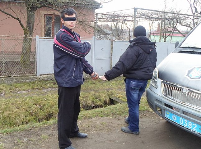 У Києві затримали злодія з Берегівщини, який обікрав голову сільської ради