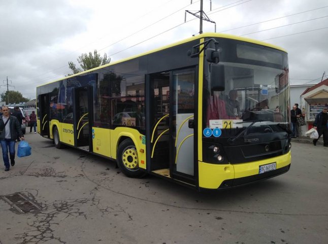 В Ужгороді анонсували можливу появу 5 нових автобусів