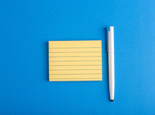 Правило із зірочкою: у мережі знайшли слово з трьома апострофами