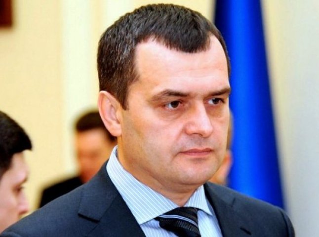 СБУ відкрила кримінальні справи щодо привласнення колишнім керівником МВС України Захарченком закарпатського майна
