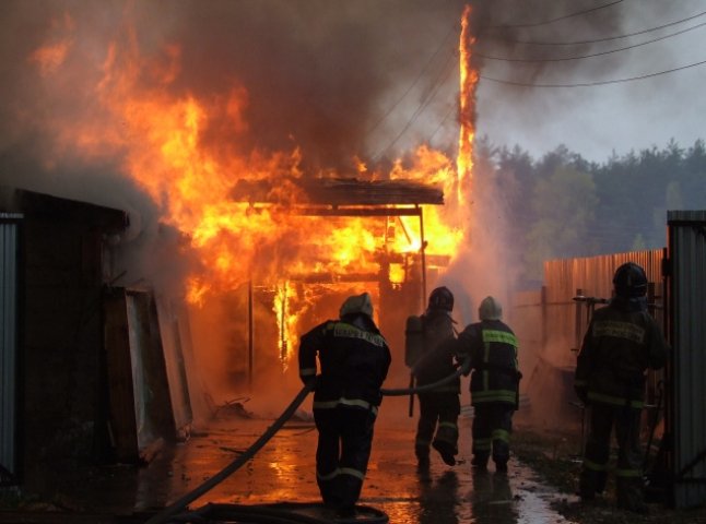У Сваляві зранку трапилась масштабна пожежа