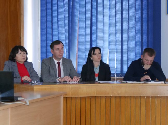 В Ужгородській міській раді відбувся круглий стіл з питань культурної спадщини міста