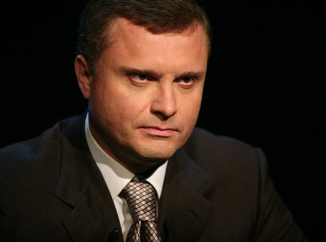 Янукович узаконив диктатуру і попрощався з Льовочкіним