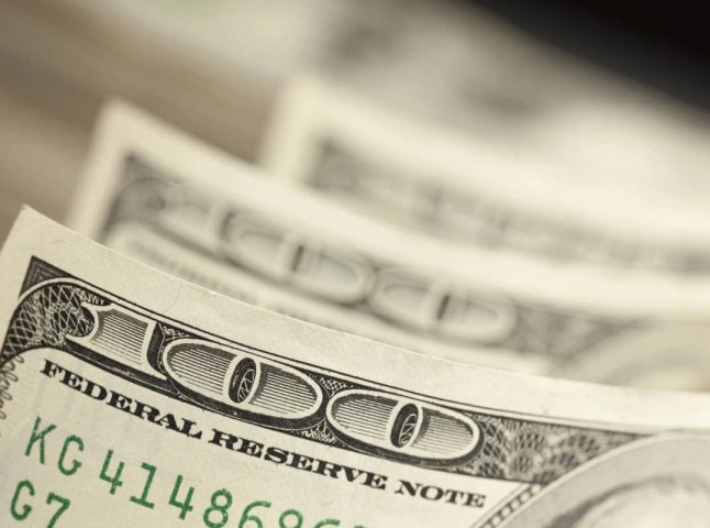 Курс долара зріс після вихідних: скільки коштує в банках та обмінниках