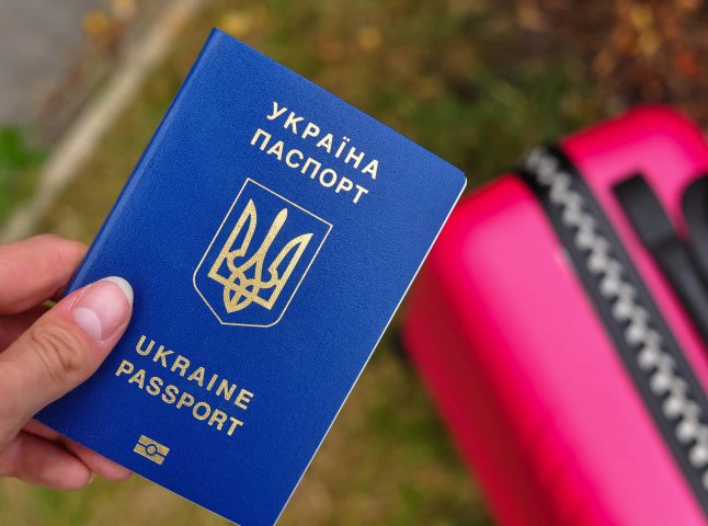 Черги на кордонах: для українців, які повертаються, озвучили уточнення