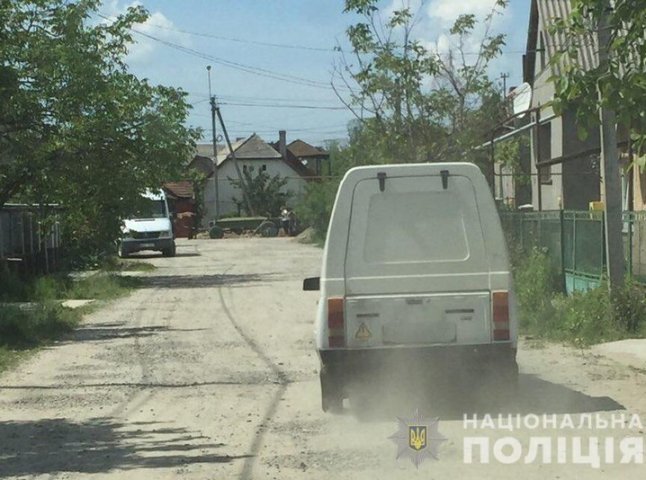 Свідомі жителі Виноградова "здали" нетверезого водія поліції