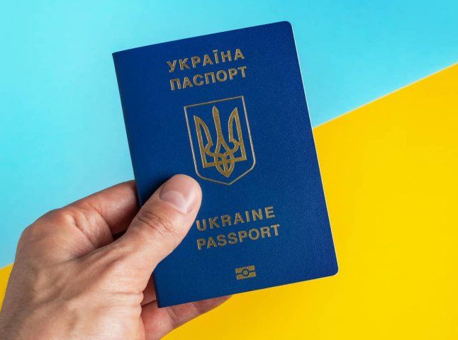 Виїзд українців за кордон: озвучено попередження через перевірки на кордоні