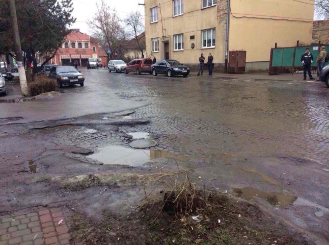 Москаль присоромив Мукачево за жахливі дороги і жорстко "пройшовся" по Балогах 
