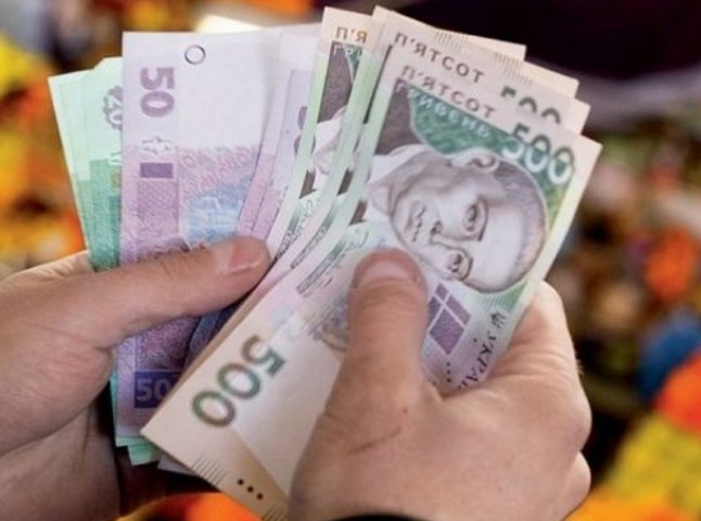 Як отримати 8 тисяч гривень за карантин? Гроші обіцяють дати вже до 31 грудня