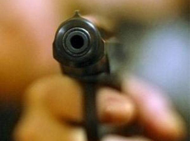 У селі Білки 5-річна дитина прострілила собі із пістолета плече