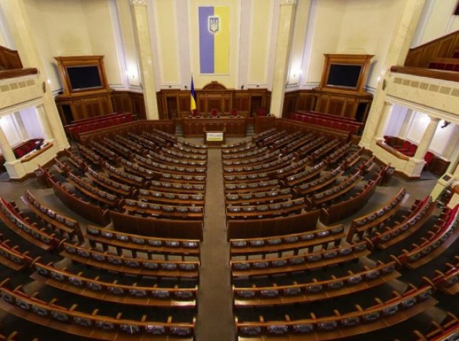 Сьогодні відбудеться перше засідання Верховної Ради України 9 скликання