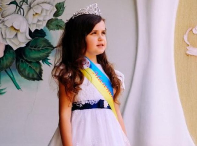 7-річна ужгородка представлятиме Україну на міжнародному конкурсі краси