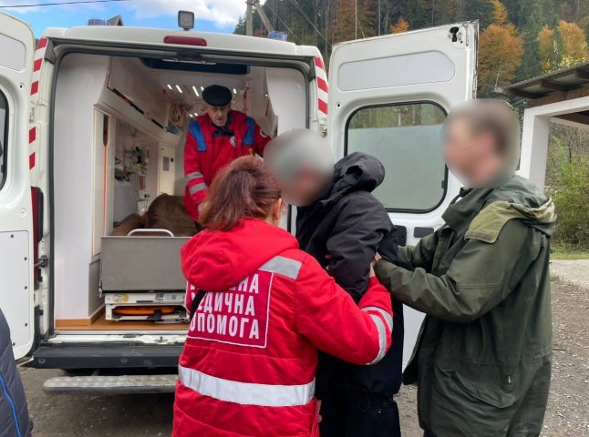 «Пригоди» двох чоловіків на Закарпатті ледь не закінчилися трагедією «Пригоди» двох чоловіків на Закарпатті ледь не закінчилися трагедією