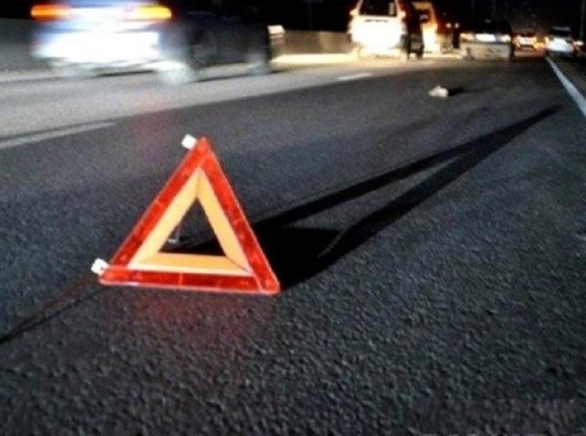 Лобове зіткнення на Іршавщині: водій однієї з автівок сильно постраждав