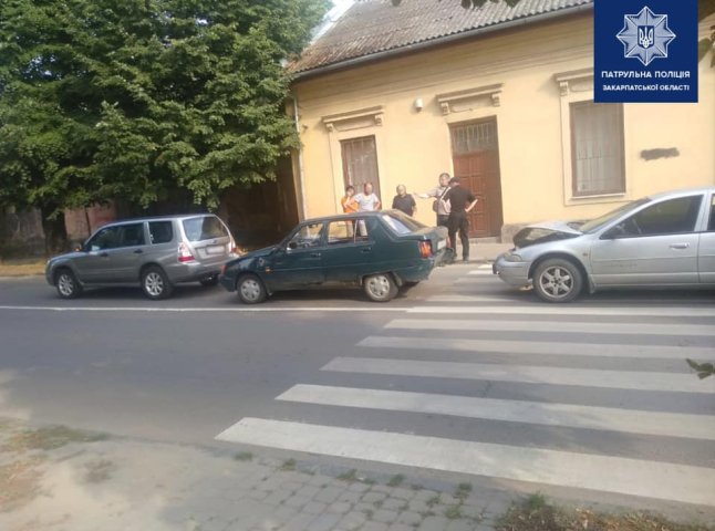В Ужгороді трапилась потрійна ДТП: водій-винуватець заплатить понад 55 тисяч гривень штрафу