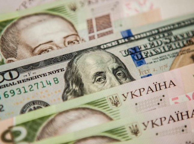 Офіційний курс долара різко пішов вверх: курс валют на 26 березня