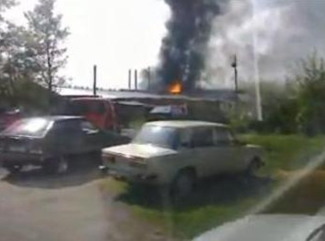 Під час пожежі на Іршавщині постраждав працівник деревообробного цеху