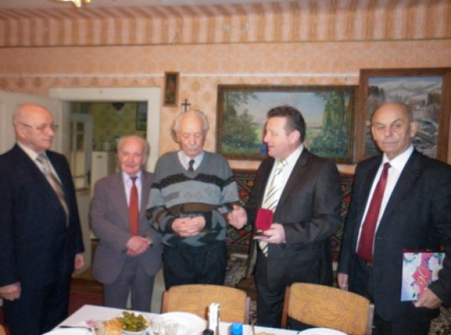 Почесний громадянин Мукачева відсвяткував свій поважний 90-річний ювілей (ФОТО)