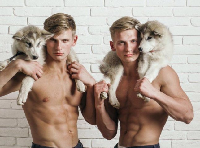 Тячівські брати-близнюки розповіли про кастинг на шоу «Супермодель по-українськи»
