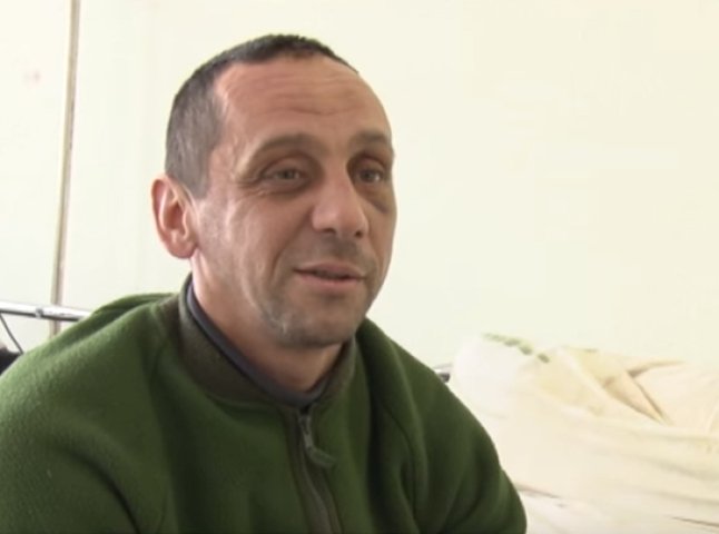 Боєць батальйону "Донбас" розповів, як його били близько 20-ти закарпатських молодиків