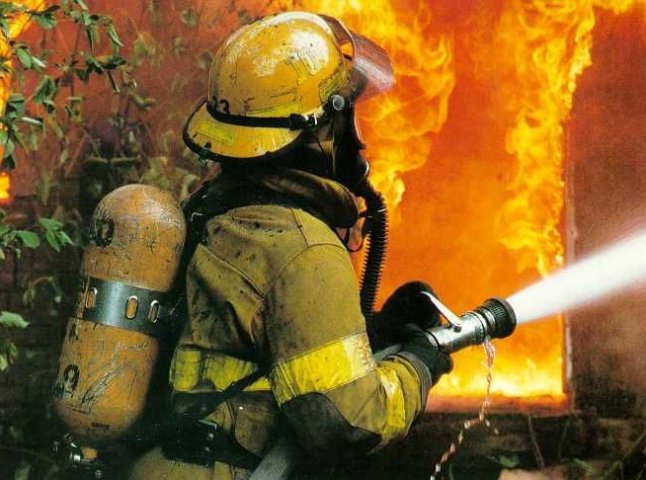 У Великому Бичкові в обгорілій літній кухні пожежники виявили тіло місцевого мешканця