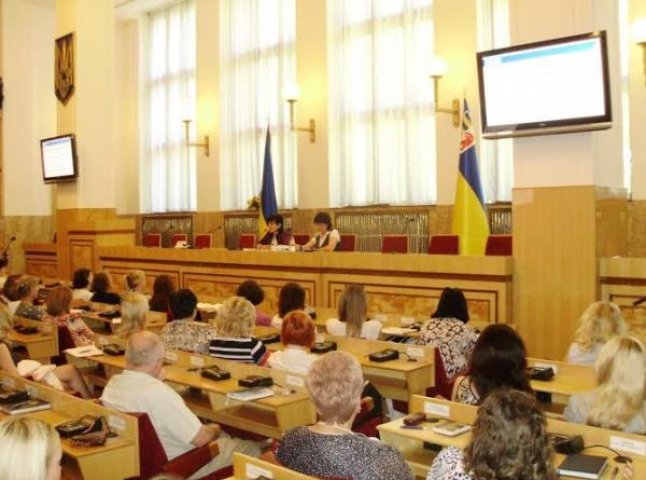 В Ужгороді відбувся семінар з питань комплексної реформи пенсійного забезпечення