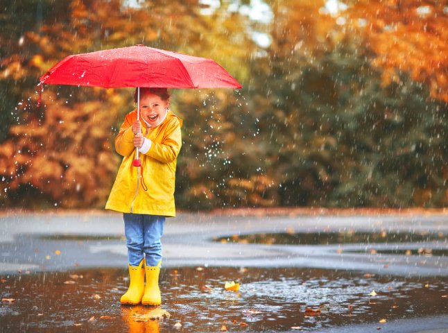 Похолодає та прийдуть дощі: коли запанує справжня осінь — дата