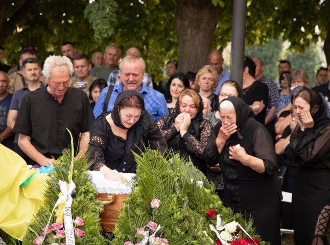 У Донецькій області загинув закарпатець. Сьогодні його поховали