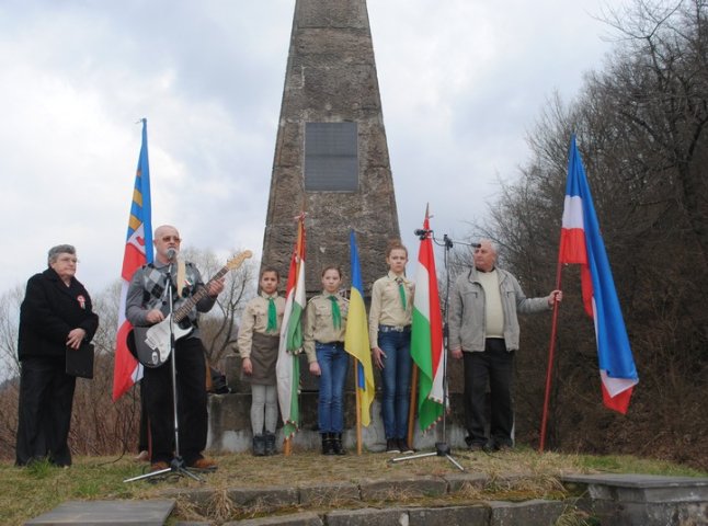 У Мукачеві відзначили річницю угорської революції (ФОТО)