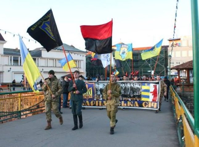 Націоналісти в Ужгороді заявили, що "готові протидіяти угорським окупаційним діячам"